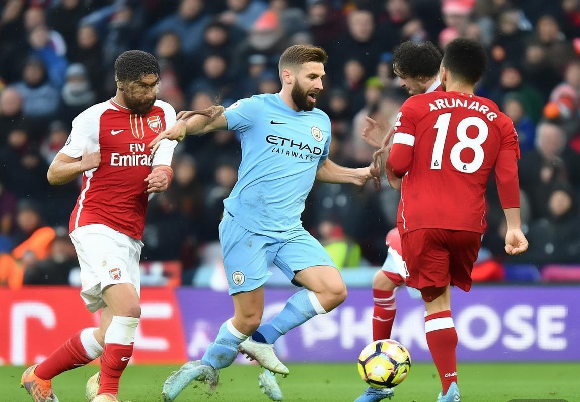 英超争冠格局白热化：阿森纳曼城利物浦仅差3分，阿斯顿维拉欧冠区狂奔迎埃梅里六连胜，利物浦伤员回归重燃战火